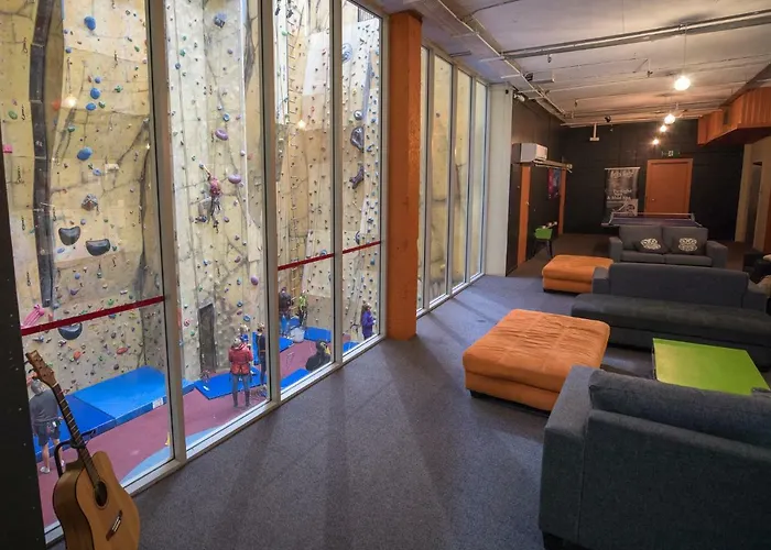 Rock Solid Backpackers Rotorua